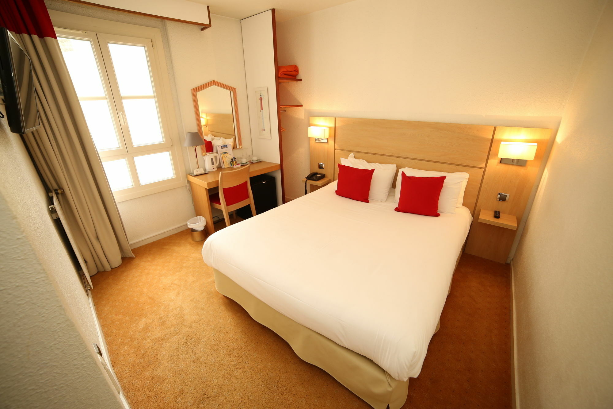 Maisons Du Monde Hotel & Suites - La Rochelle Vieux Port 外观 照片